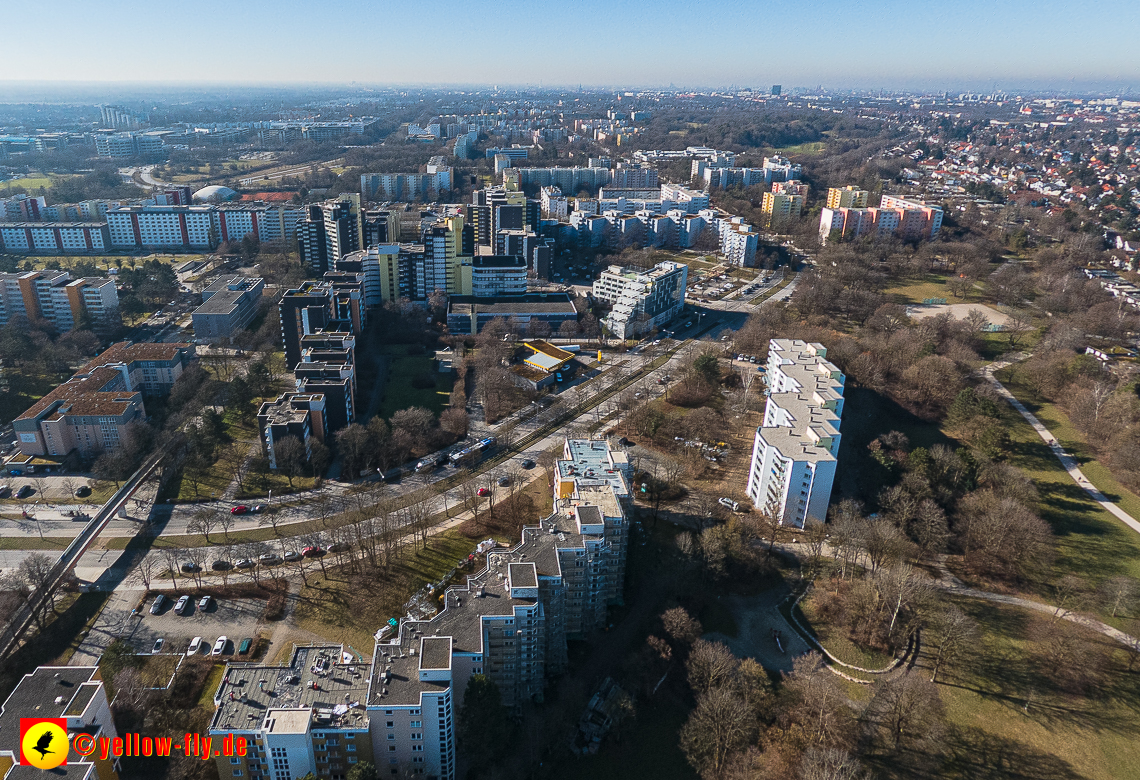 15.02.2023 - Marx-Zentrum und Karl-Marx-Ring mit Umgebung in Neuperlach